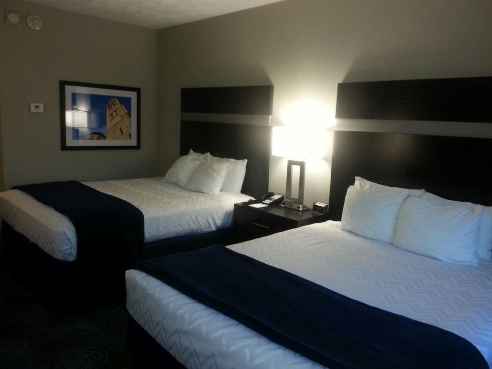 Doubletree By Hilton St. Louis Forest Park Kültér fotó