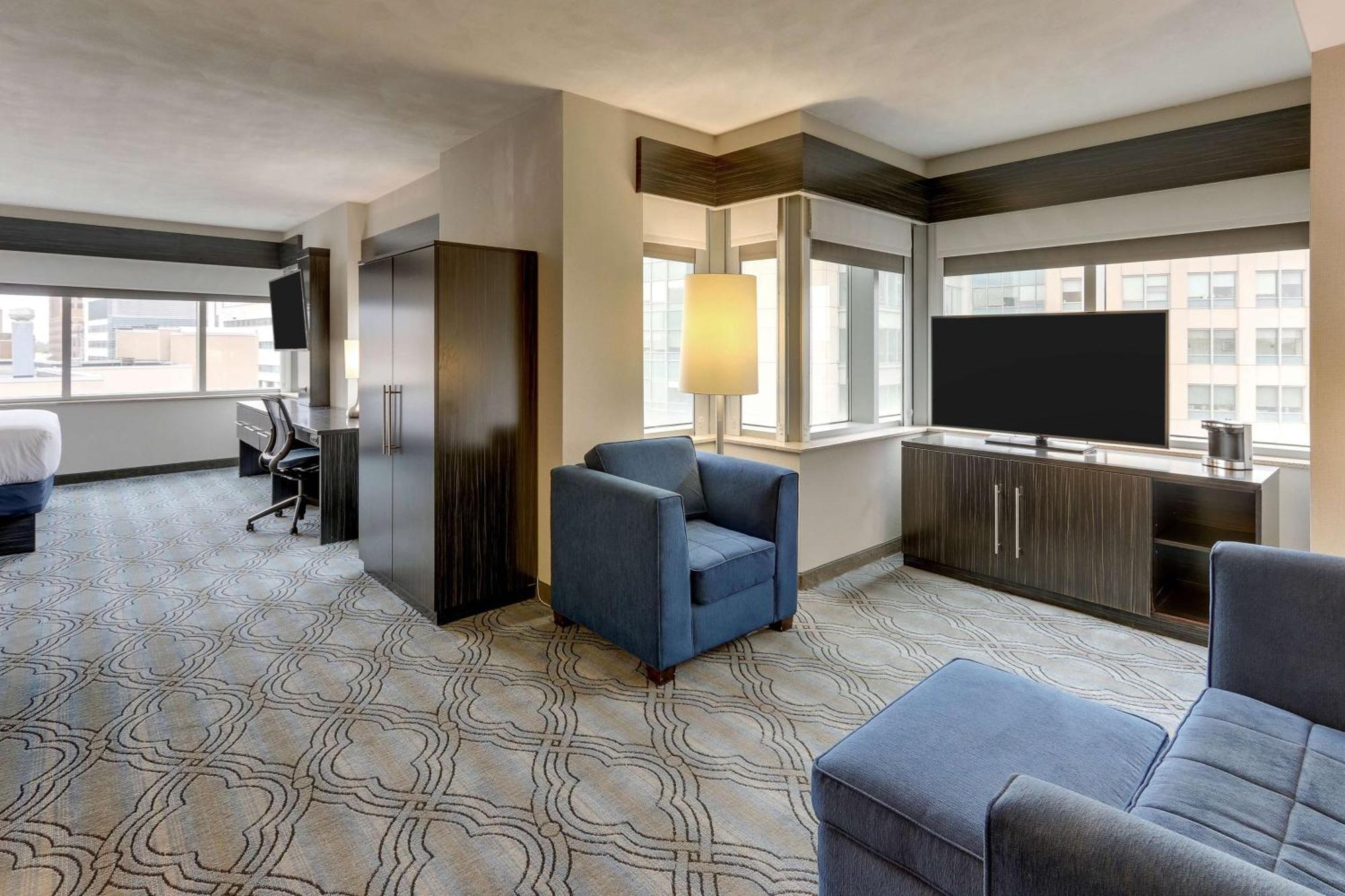 Doubletree By Hilton St. Louis Forest Park Kültér fotó