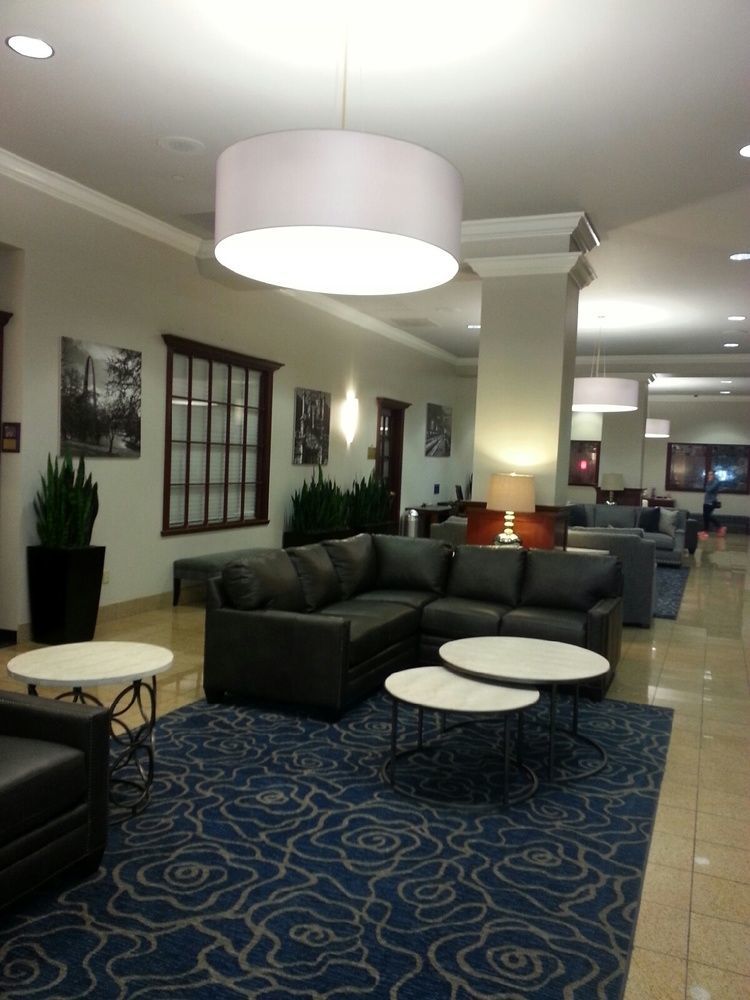 Doubletree By Hilton St. Louis Forest Park Kültér fotó